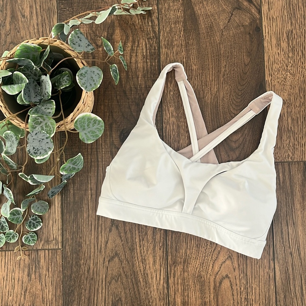 Lululemon Stash It All Bra in White